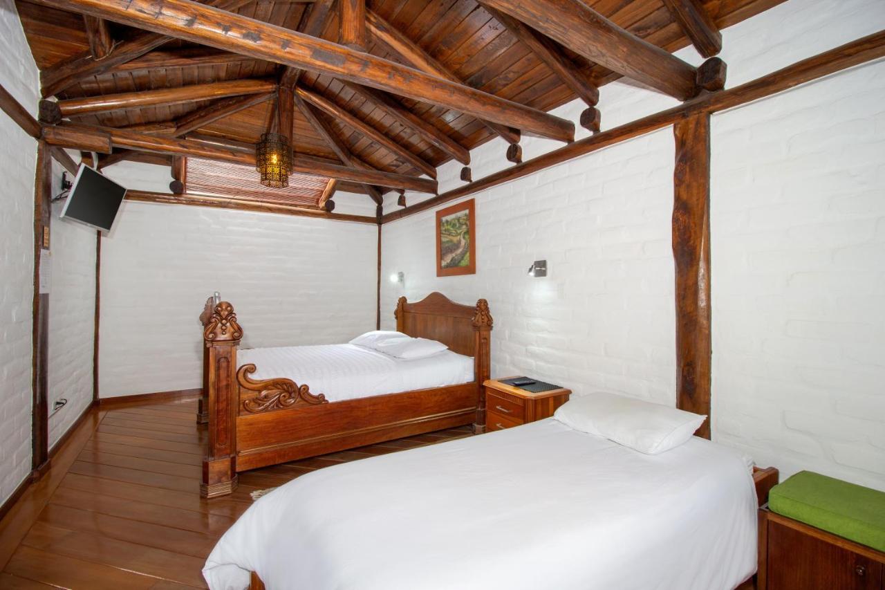 Hotel Ile بانيوس المظهر الخارجي الصورة